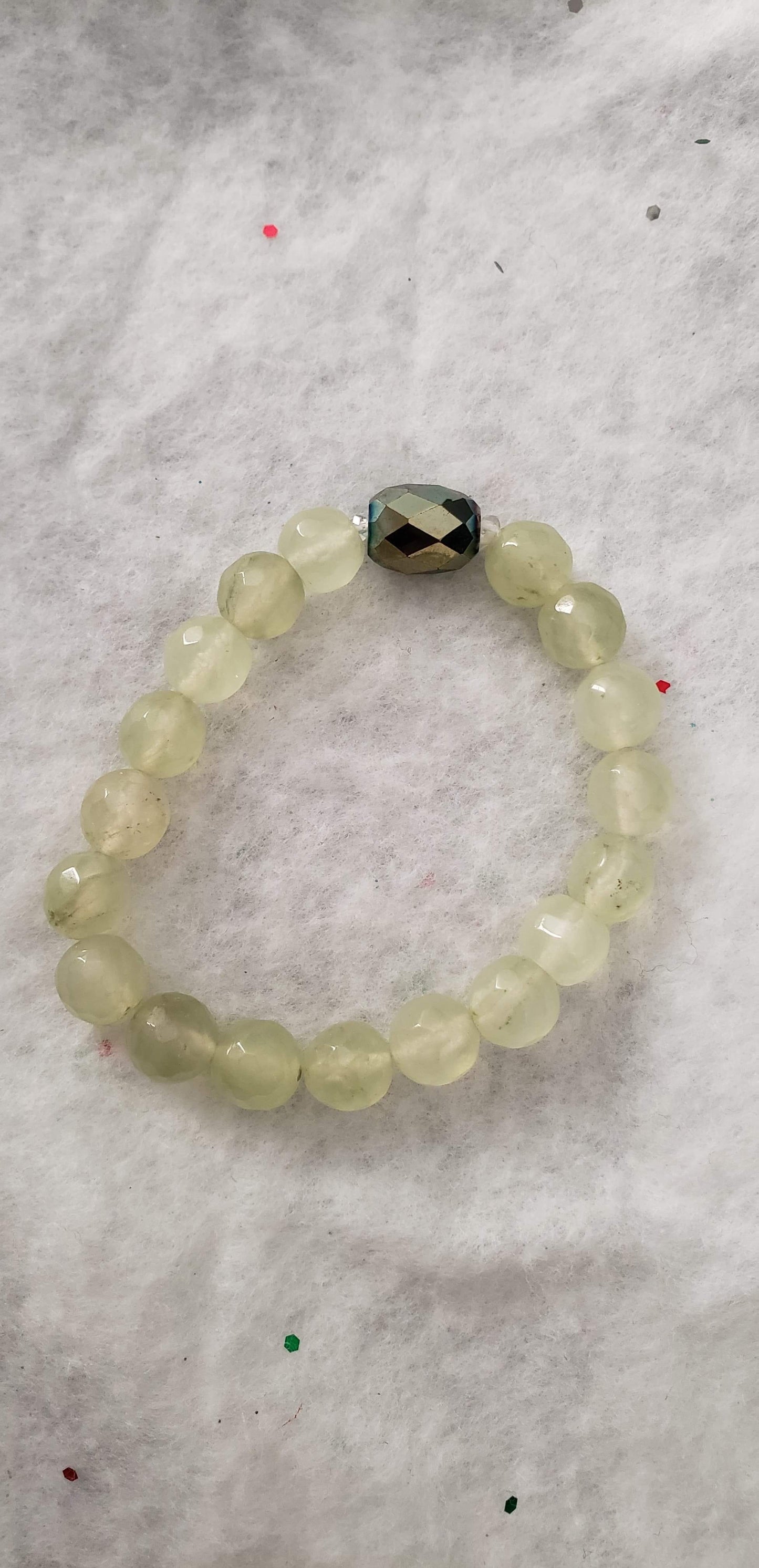 Peridot beaded bracelet